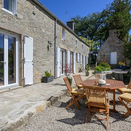 Les 13 Lavoirs D'antan - Globe-trotteur 3*